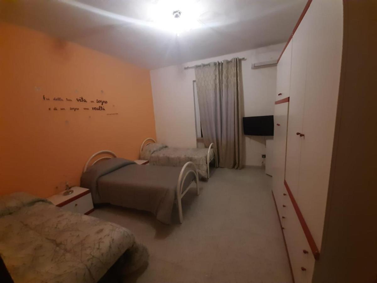 مبيت وإفطار كامبومارينو Il Casale Di Zi'Leo المظهر الخارجي الصورة
