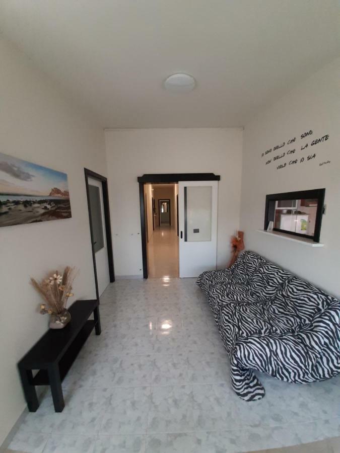 مبيت وإفطار كامبومارينو Il Casale Di Zi'Leo المظهر الخارجي الصورة